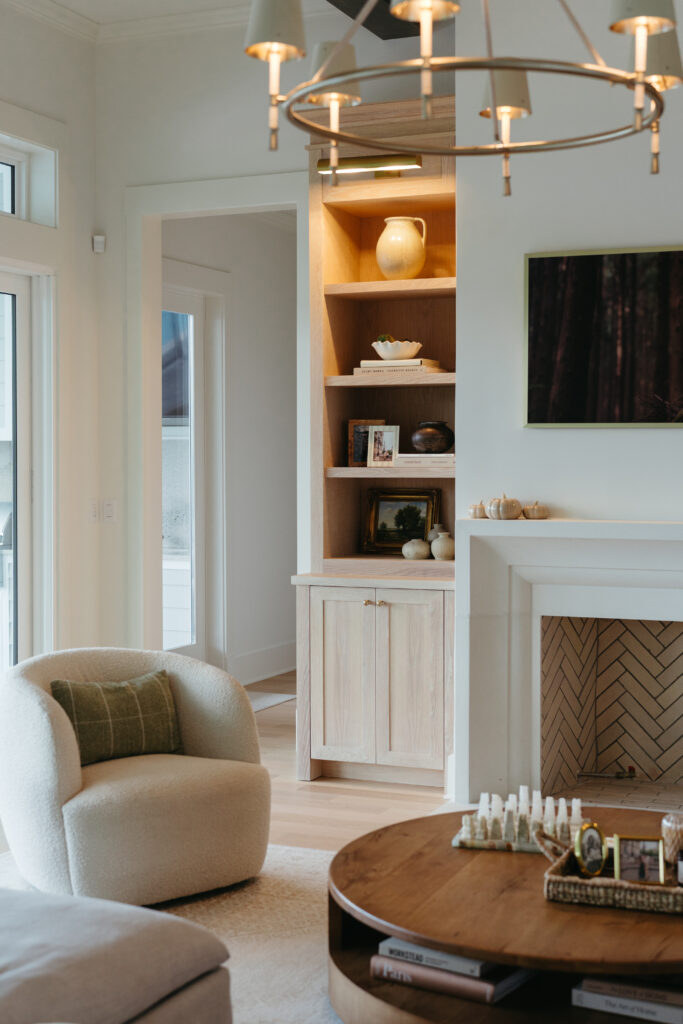 Custom Fireplace Builtins